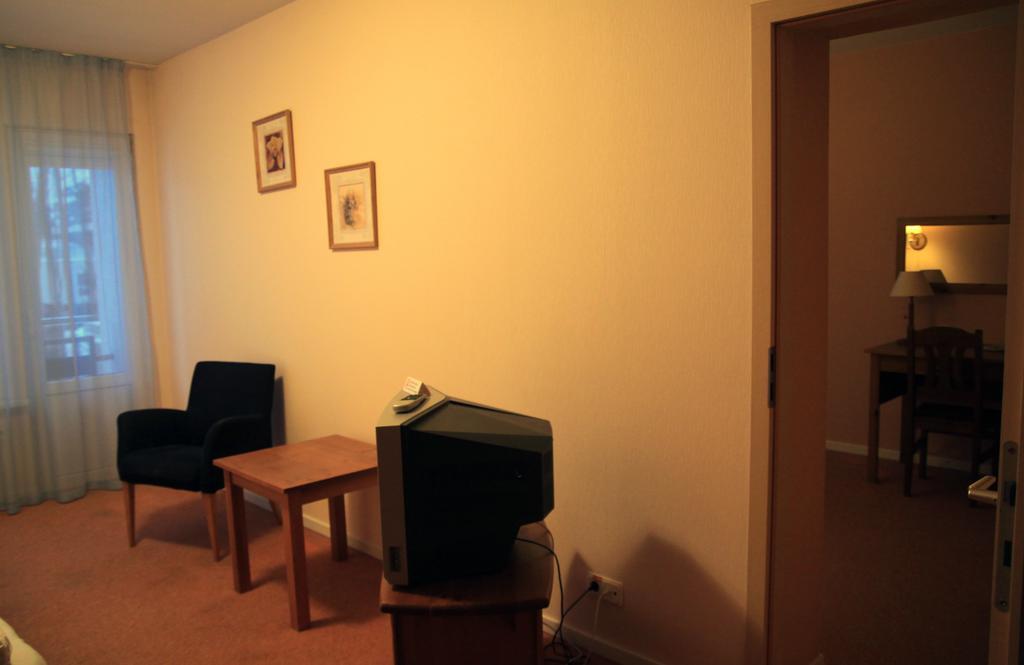 Good Stay Eiropa Hotel Economy Jurmala Exterior photo