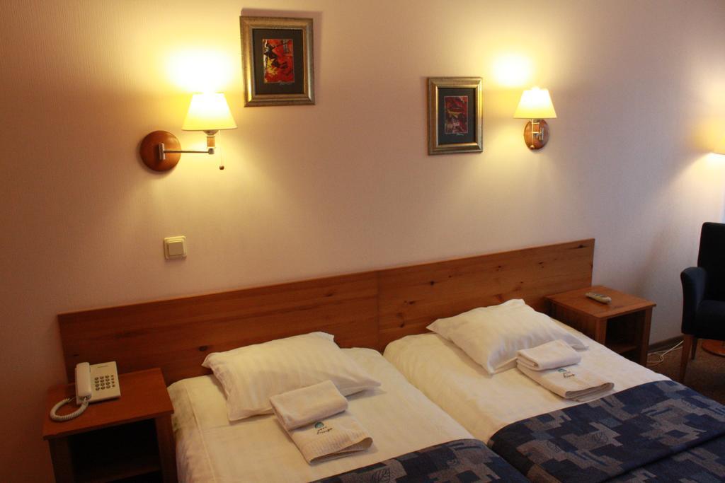 Good Stay Eiropa Hotel Economy Jurmala Room photo